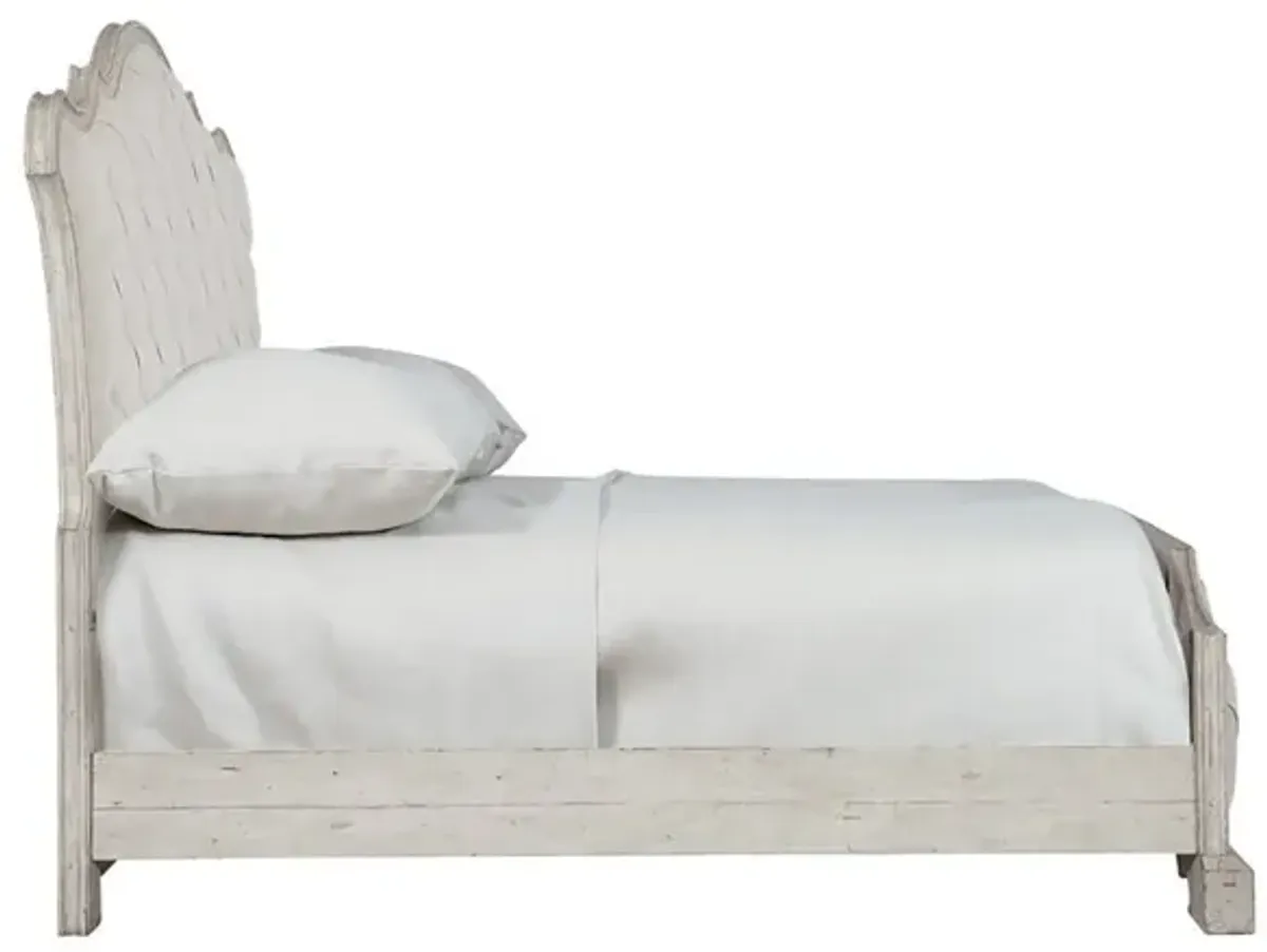 Mirabelle Queen Panel Bed