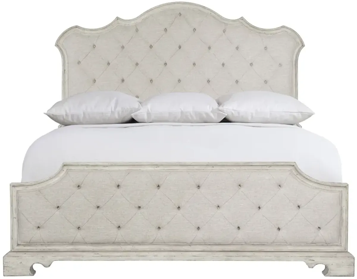 Mirabelle Queen Panel Bed