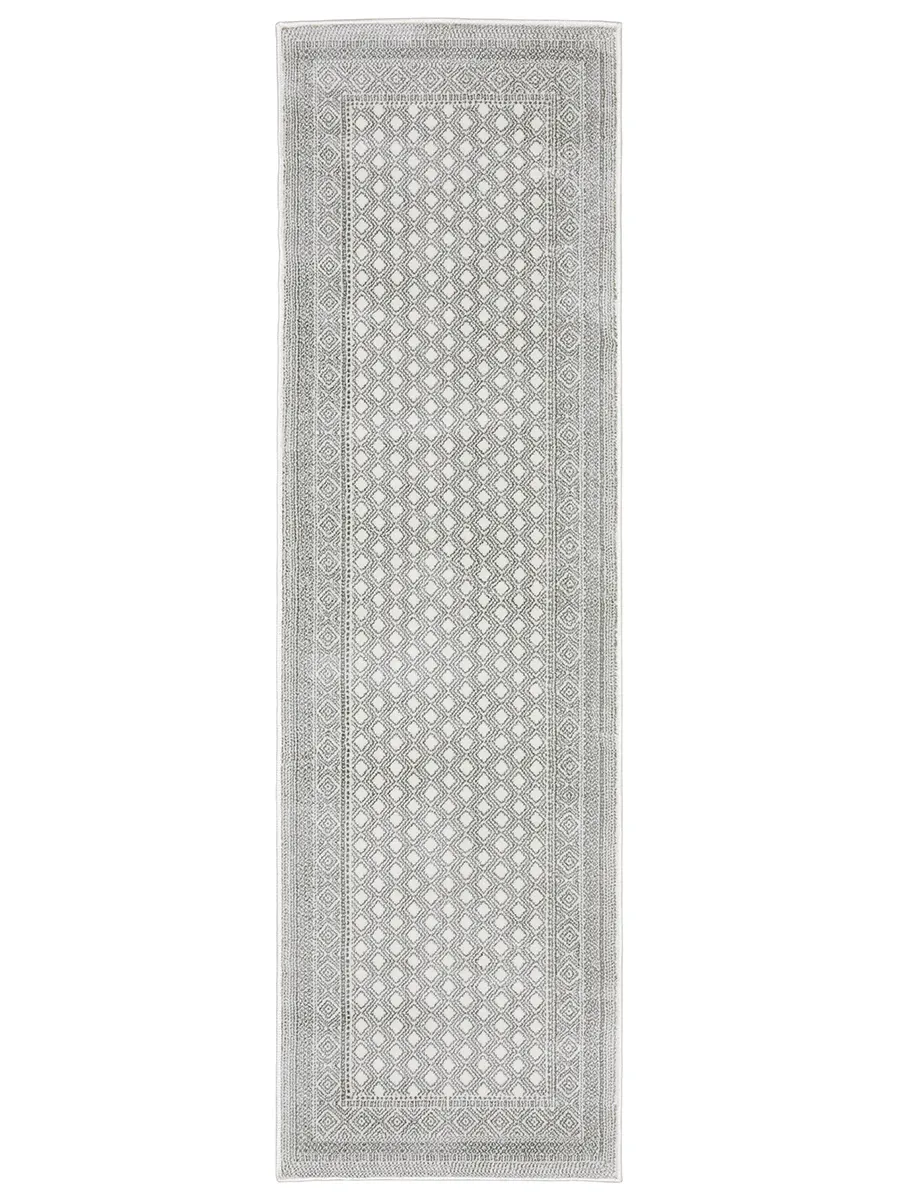 Montecito 2'3" x 7'6" White Rug