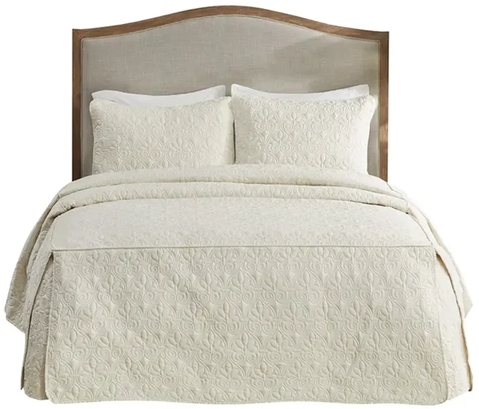 Gracie Mills Sandy 3 Piece Split Corner Classic Pleated Quilted Bedspread Set