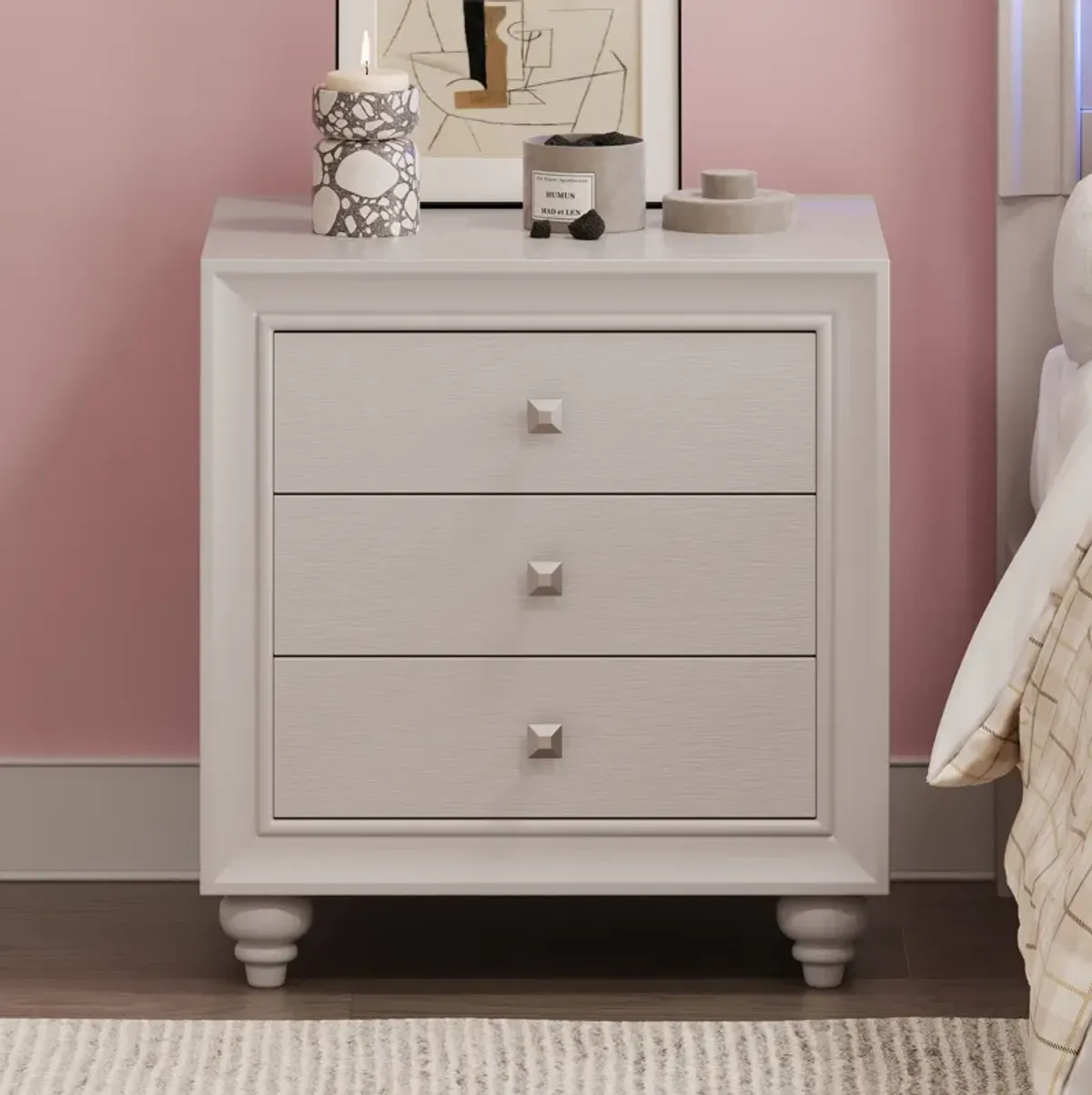 Modern Style Nightstand with 3 Drawers