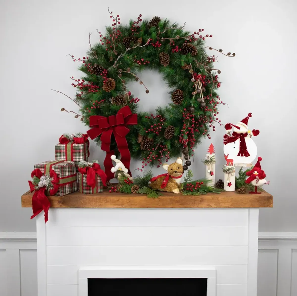 Royal Oregon Pine Artificial Christmas Wreath  36-Inch  Unlit