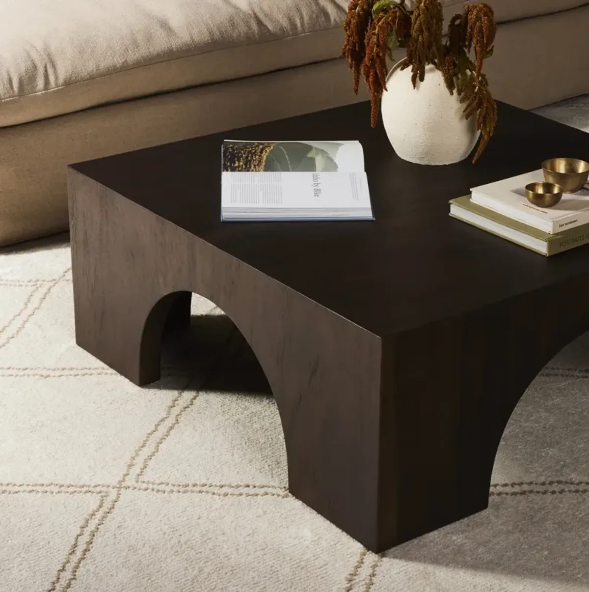 Fausto Coffee Table