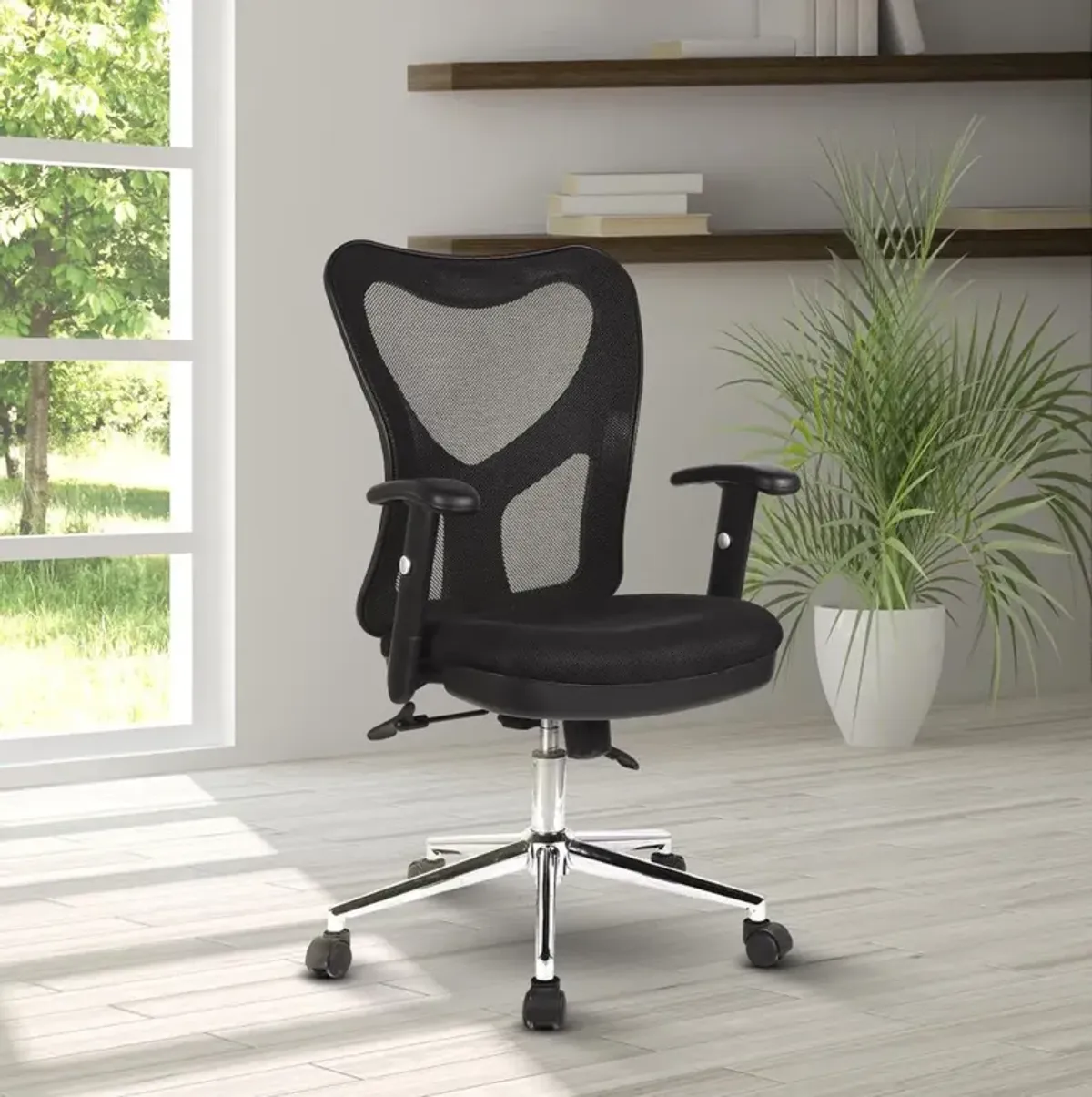 Techni Mobili High Back Mesh Office Chair With Chrome Base. Color: Black