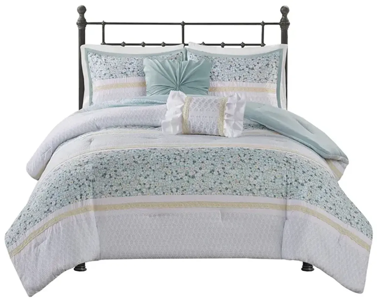 Gracie Mills Glenn Coastal Breeze 5-Piece Seersucker Comforter Ensemble with Coordinating Throw Pillows