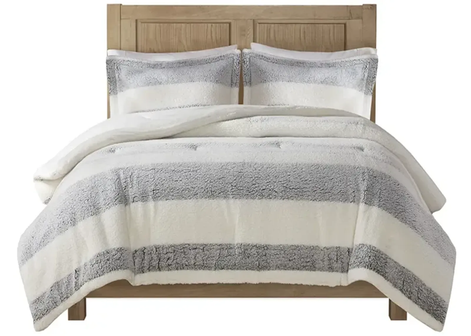 Gracie Mills Wilcox Farmhouse Stripe Sherpa Comforter Set