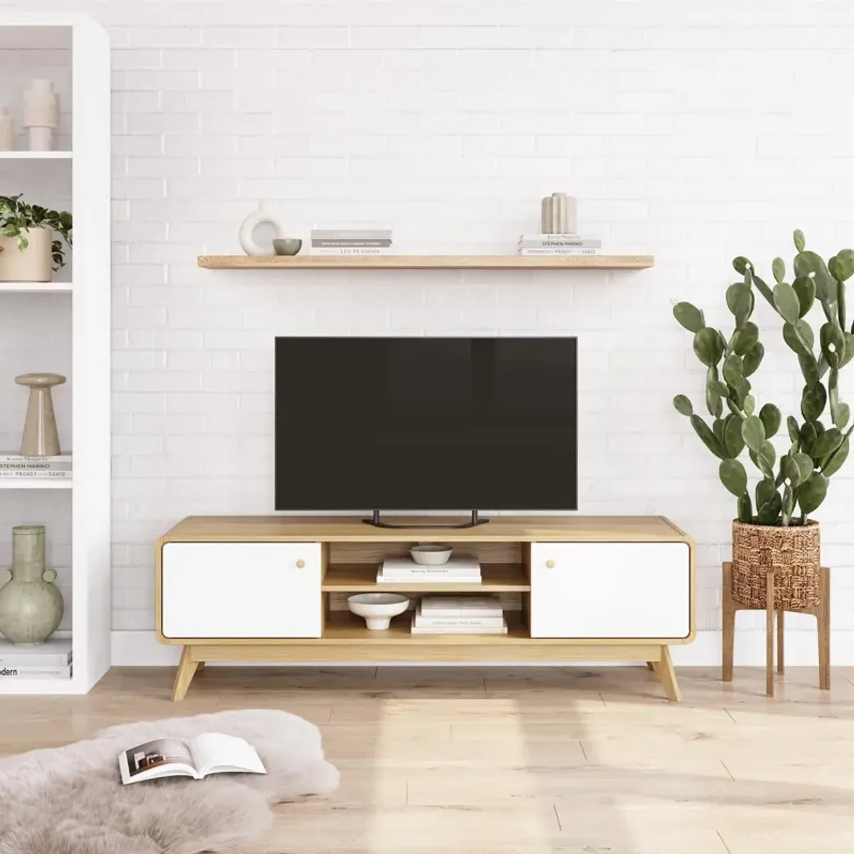 Leva Scandinavian 2 Door Rounded TV Stand