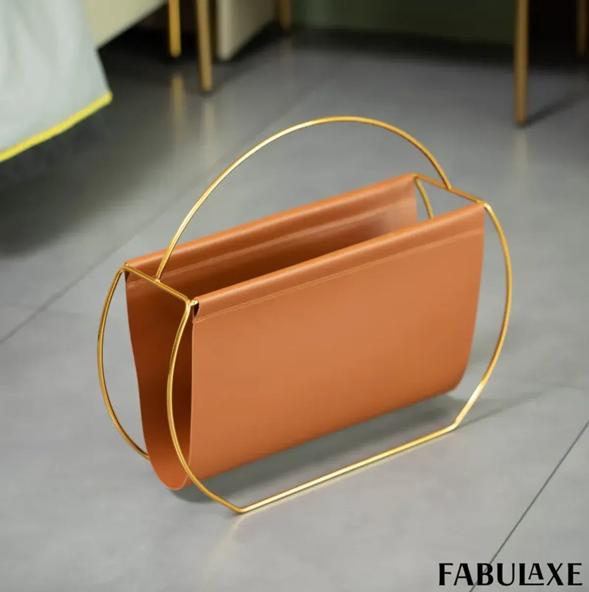 Fabulaxe 16-Inch Magazine Holder