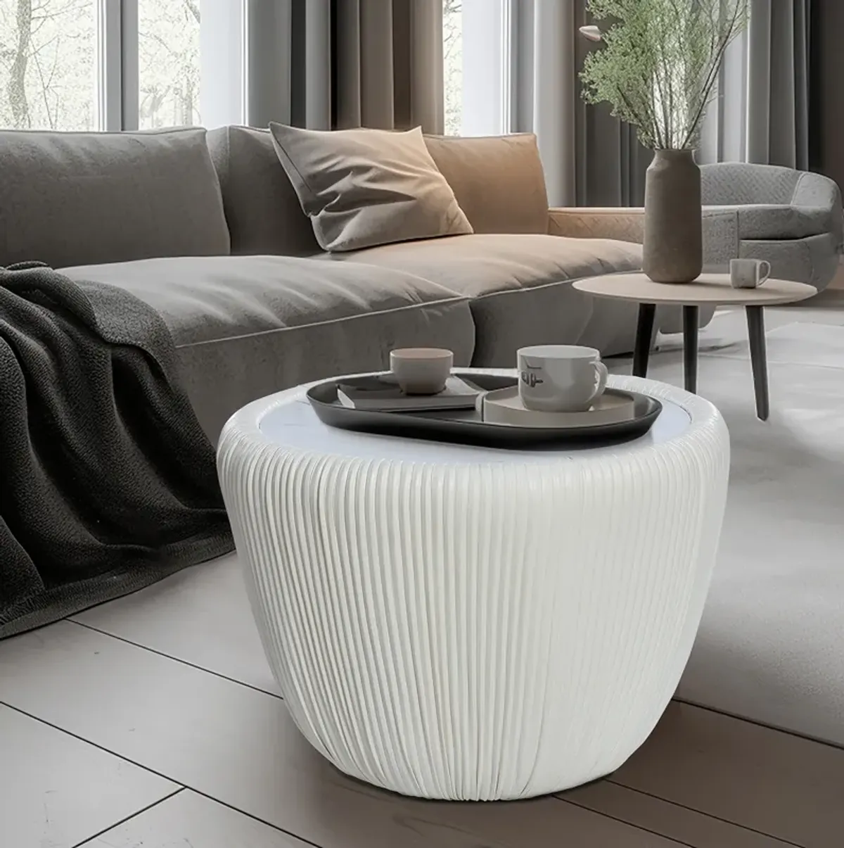 LuxenHome 15.8" H White Round Side Table