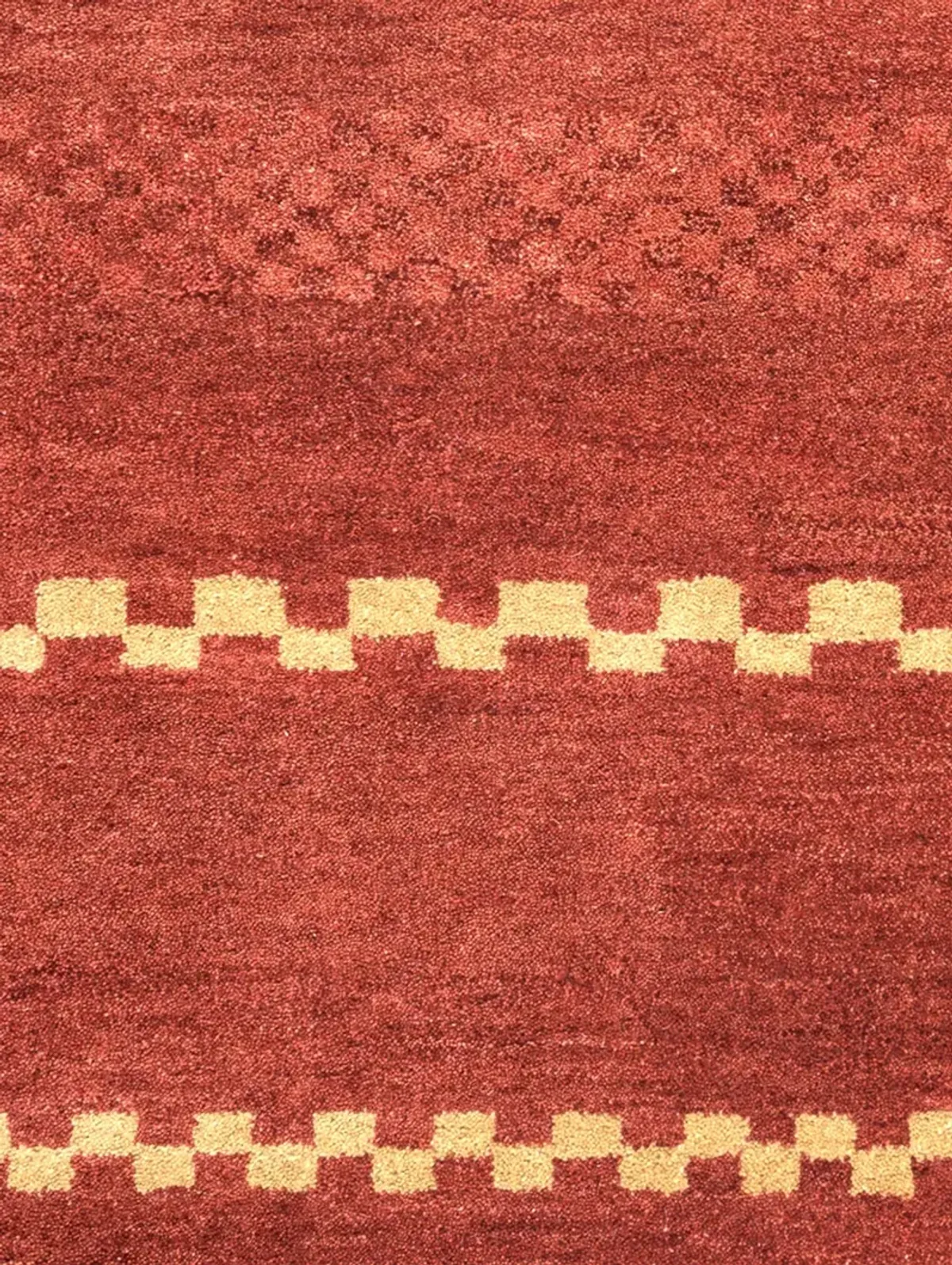 Mojave MV3160 2'6" x 8' Rug