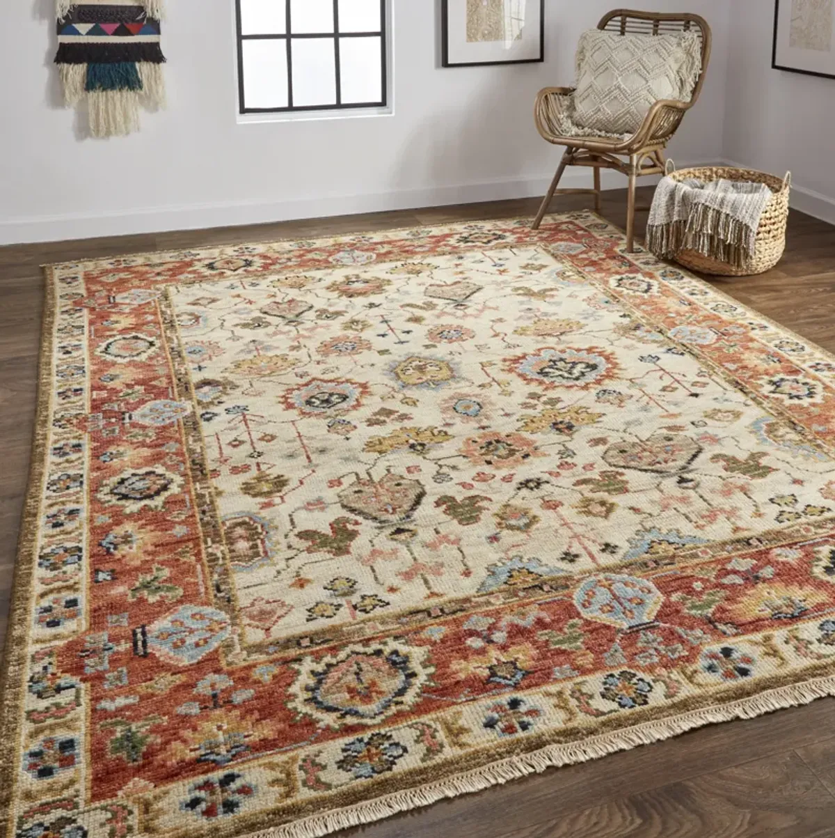 Carrington 6805F Ivory/Red/Blue 2' x 3' Rug