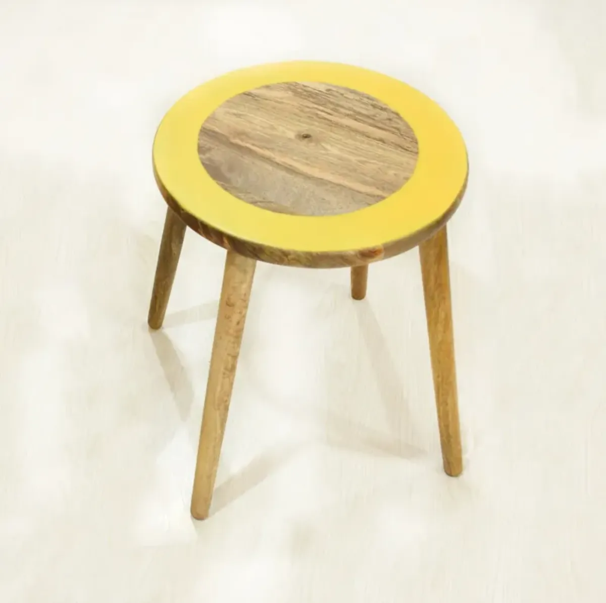 Handmade 100% Mango Wood Kids Yellow Color Round Shaped Rabbit Theme Indoor Table & Chair