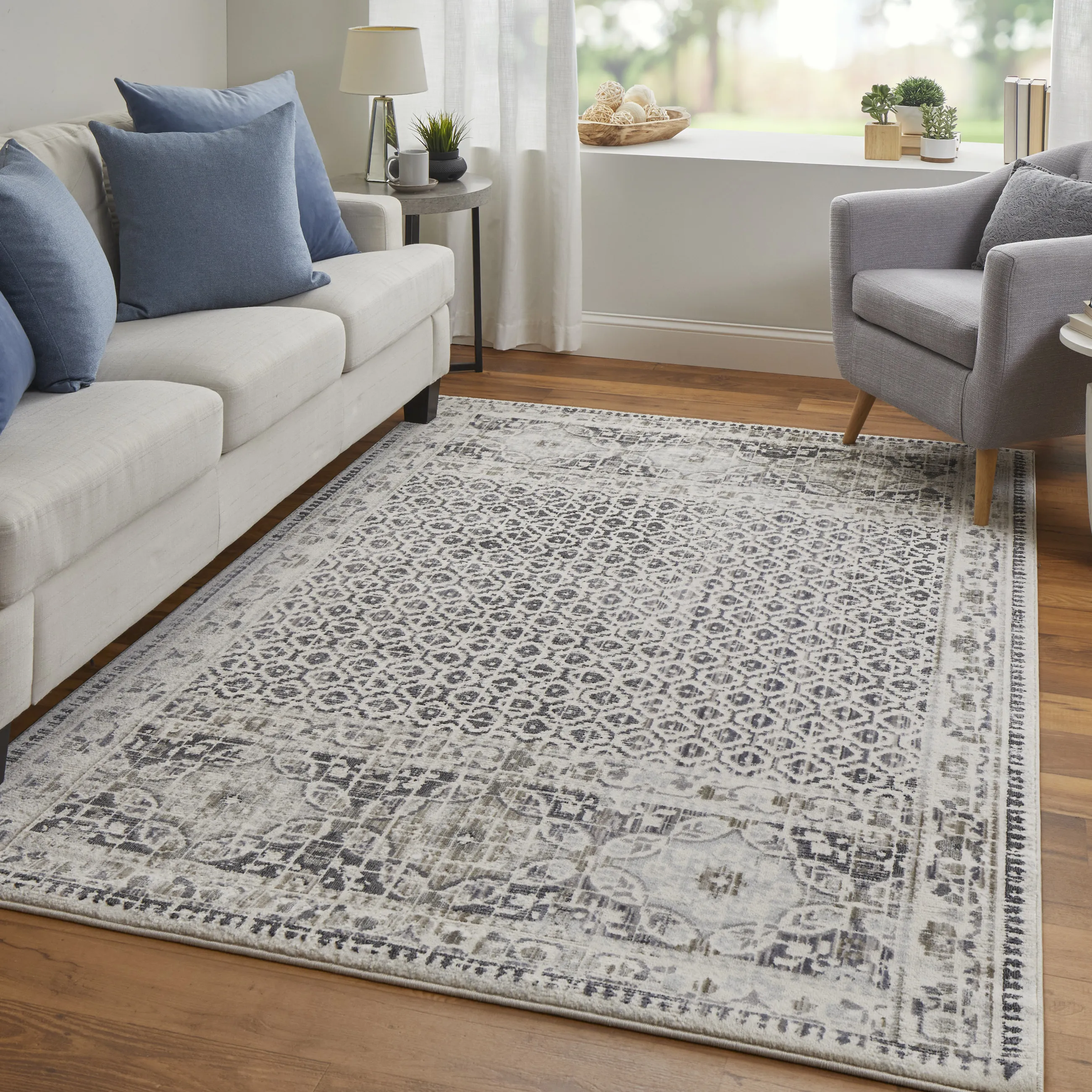 Kano 3874F Ivory/Taupe/Gray 4'3" x 6'3" Rug