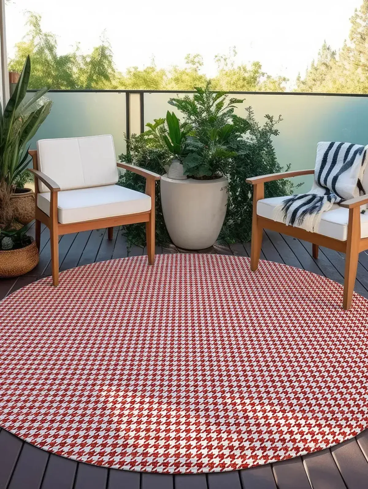 Hinton HN1 Red 8' Rug