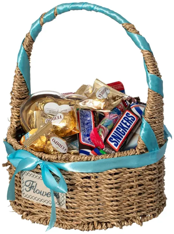 Wickerwise Small Seagrass Wicker Picnic Basket with Handle - Versatile Gift Basket with Blue Ribbon for New Year and Other Occasions, Garden and Home Decor, Natural Wicker Basket and Storage Solution