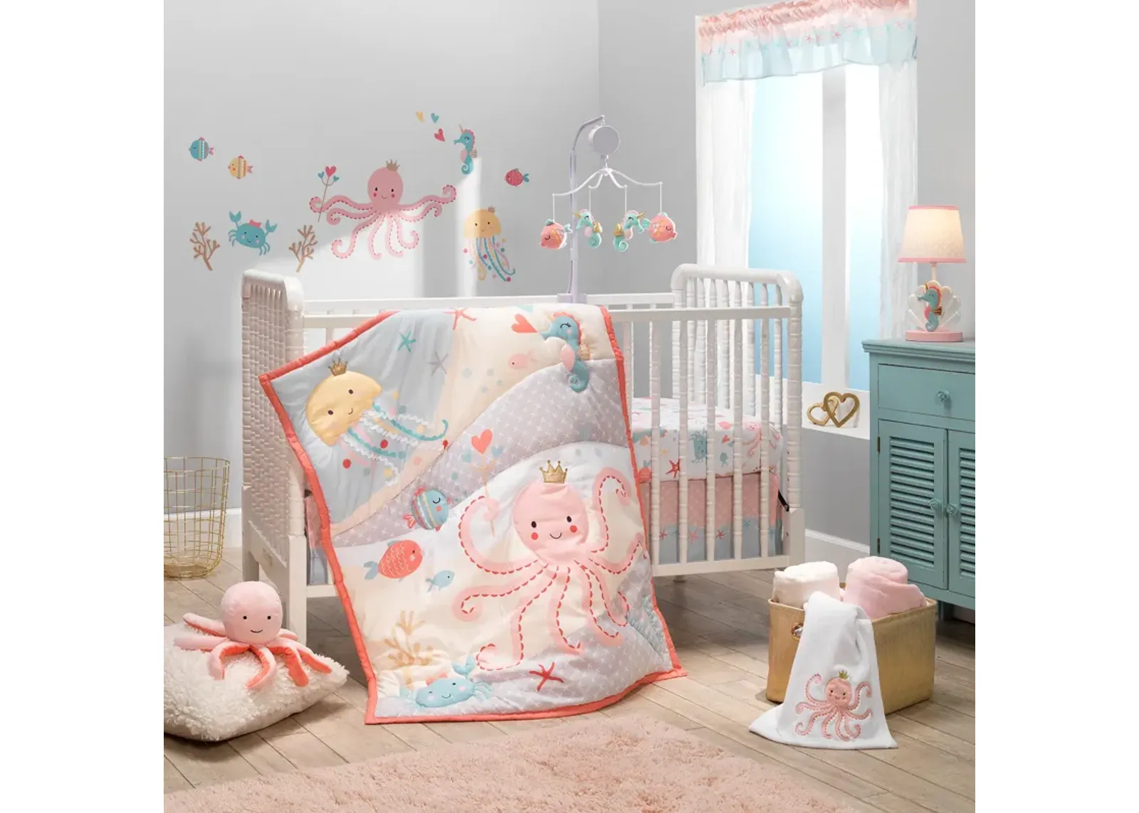 Bedtime Originals Ocean Mist 3Piece Crib Bedding Set, Multicolor