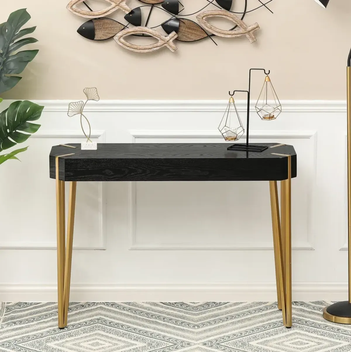 Luxen Home Wood and Metal Console Entryway Table