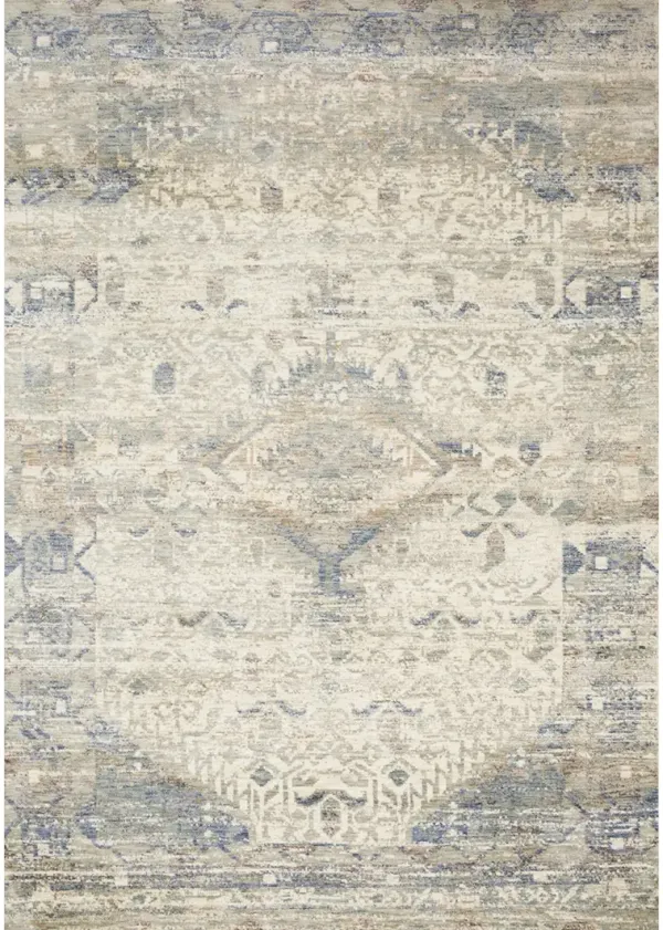 Revere Ivory/Blue 7'10" x 7'10" Round Area Rug