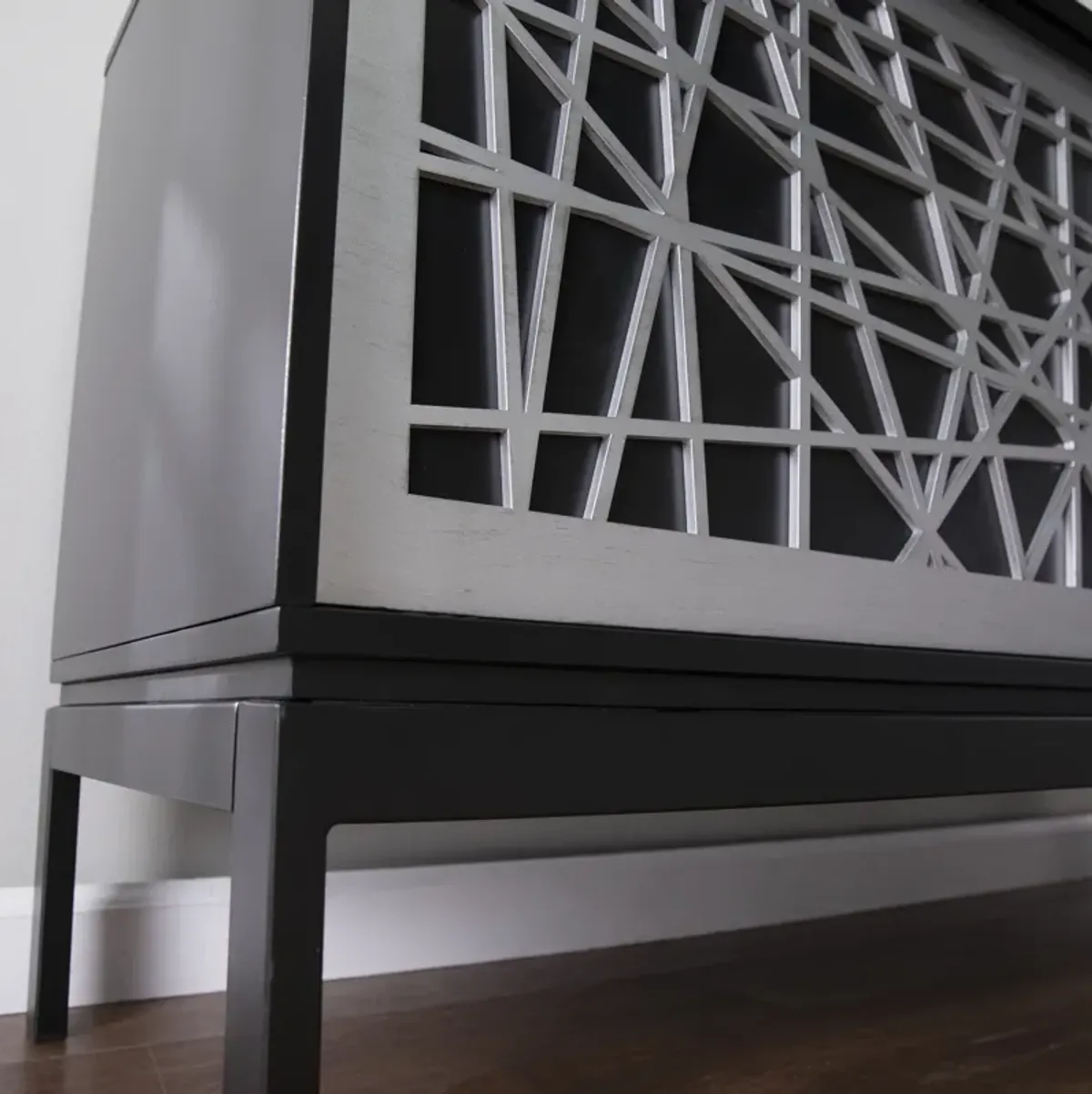 Giulia Media Console