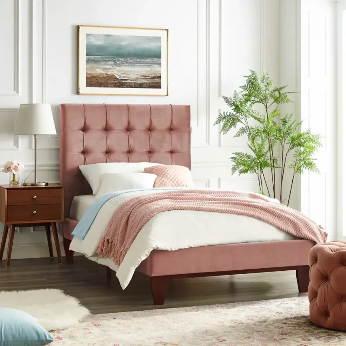 Inspired Home Sabina Platform Bed