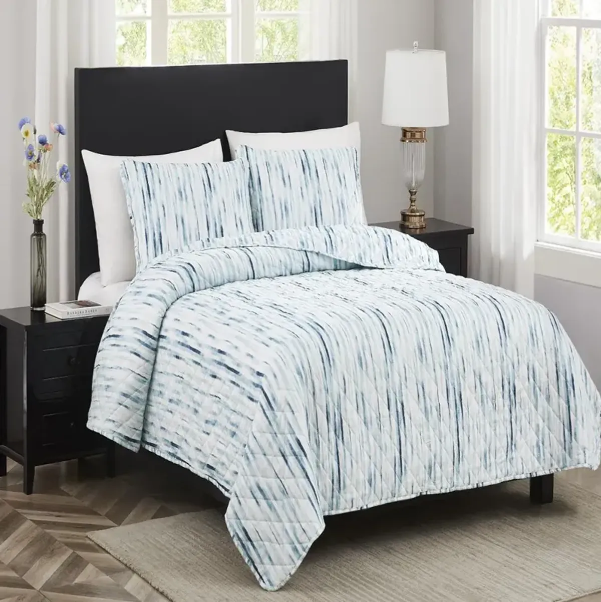 RT Designers Collection Melrose Kyle 3-Pieces Elegant Stitched Quilt Set OB Queen Multicolor