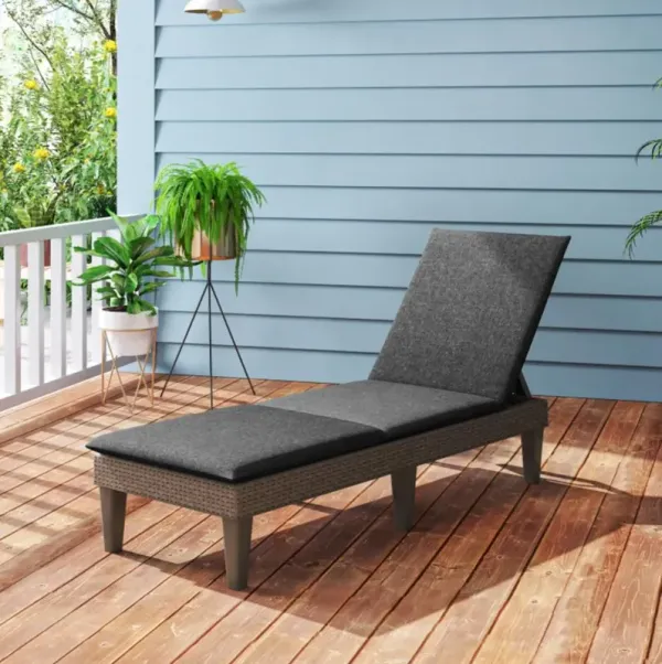 Hivvago Patio Lounge Outdoor Recliner Chair with Cushion 3-Position Adjustable Backrest