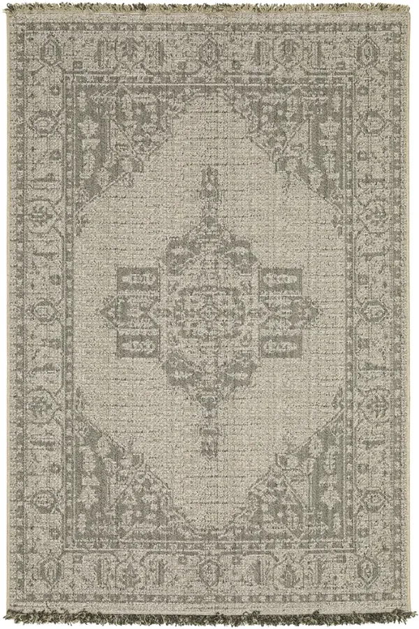 Gillian 5'3" x 7'3" Beige Rug