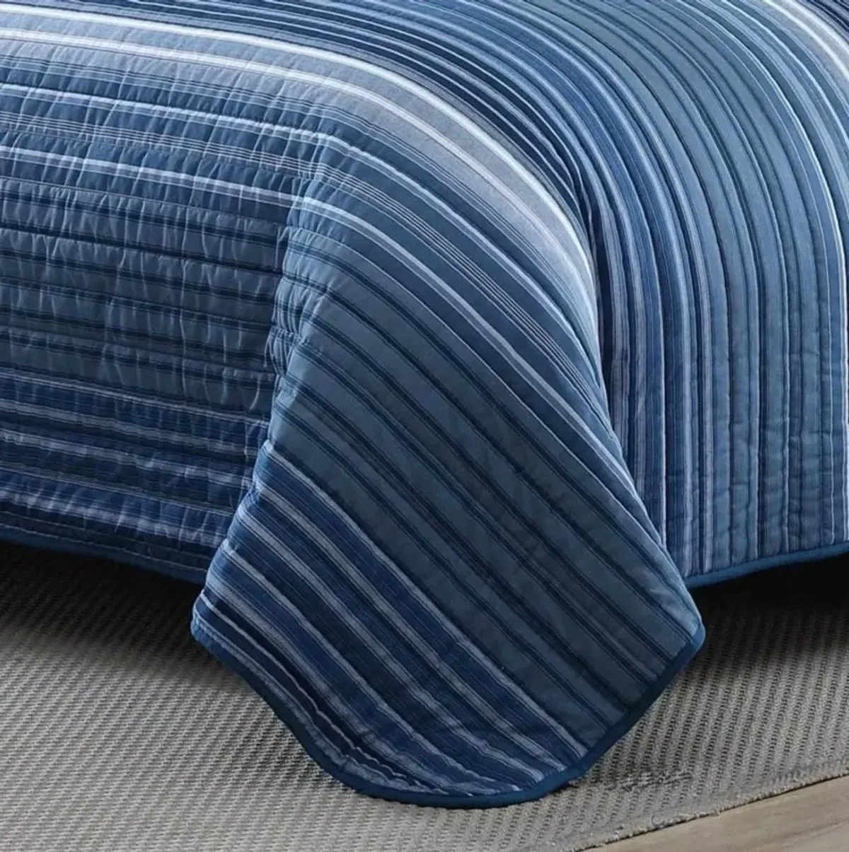 Hivvago King Size Coastal Blue Stripe Reversible Cotton Quilt Set