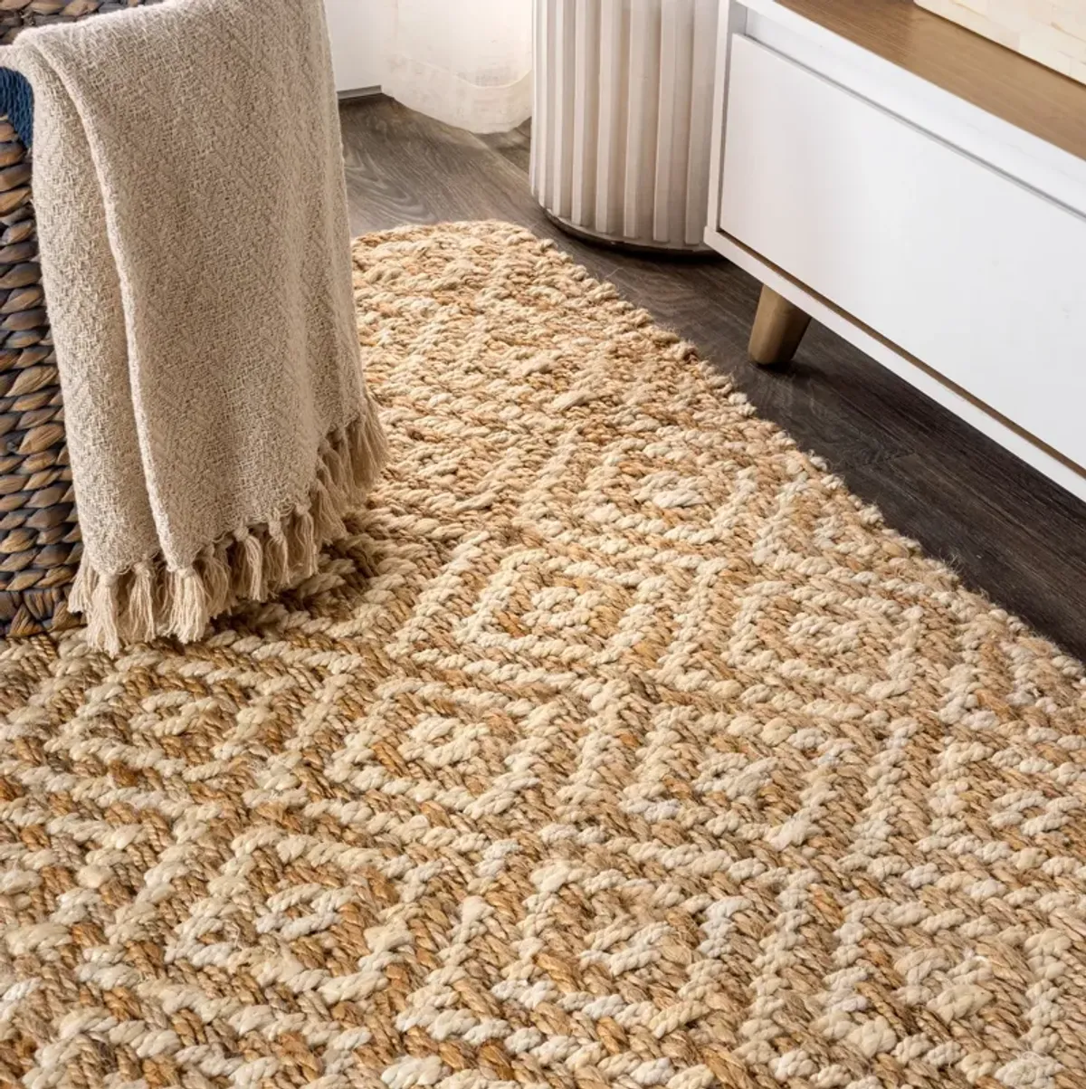 Hira Hand Woven Diamond Chunky Jute Area Rug