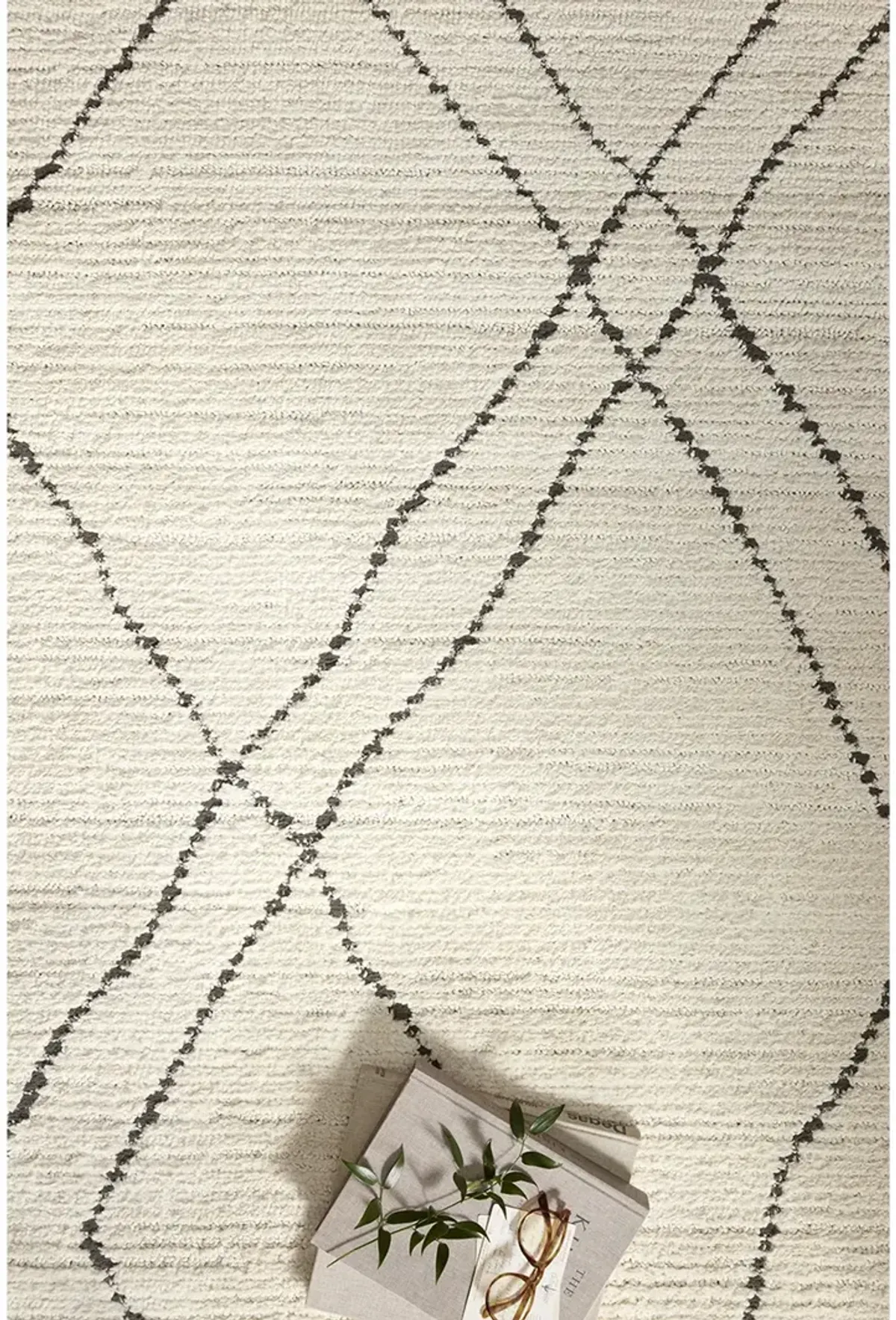 Fabian FAB02 2'7" x 10'" Rug