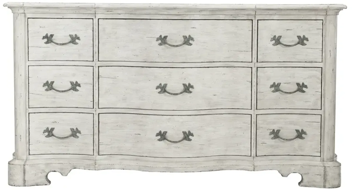 Mirabelle Dresser