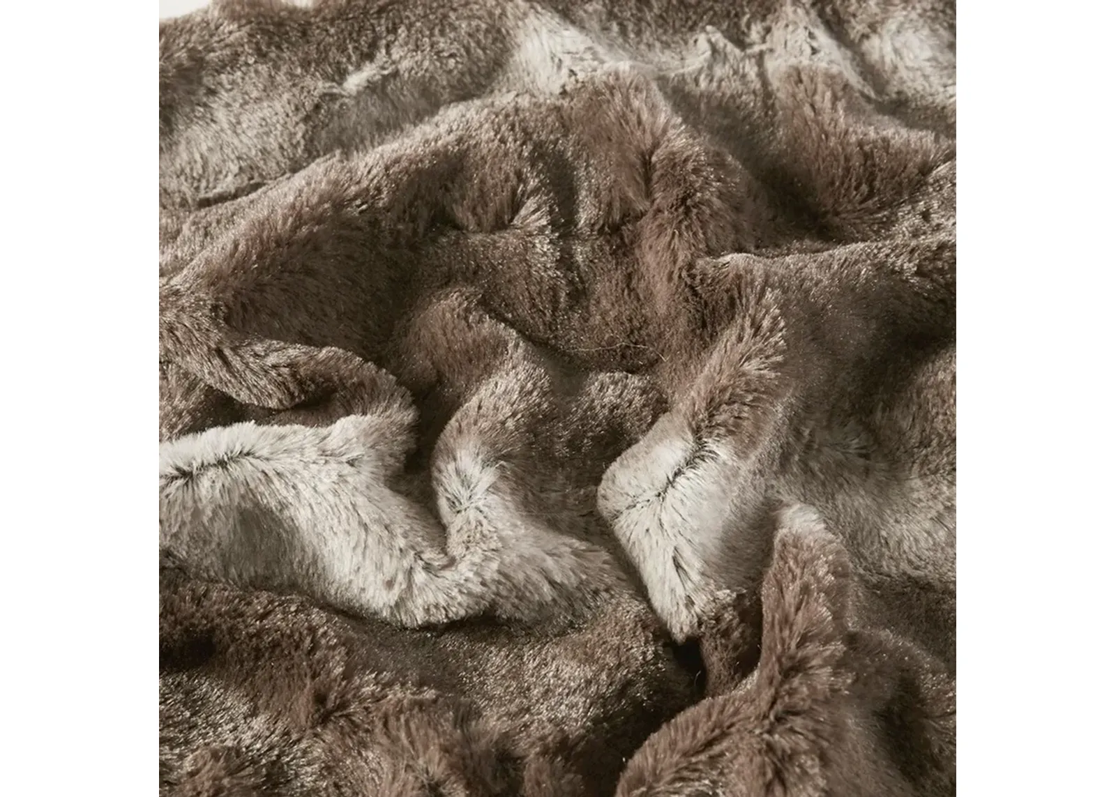 Gracie Mills Shawn Ovresized Plush Faux Fur Bed Throw