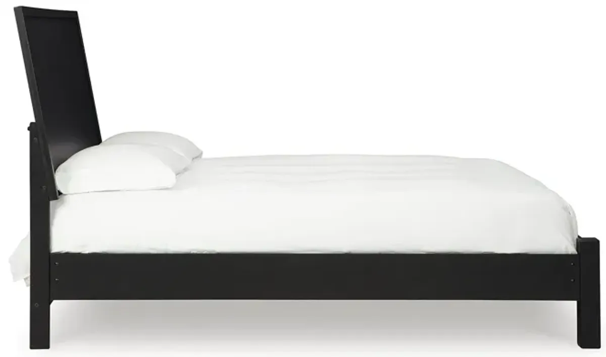 Danziar King Panel Bed