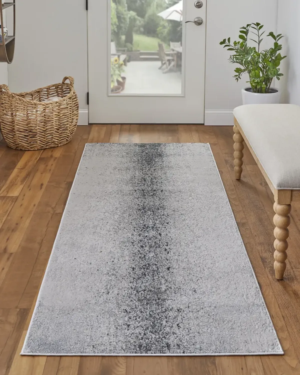 Astra 39L2F Ivory/Gray/Black 2'10" x 7'10" Rug