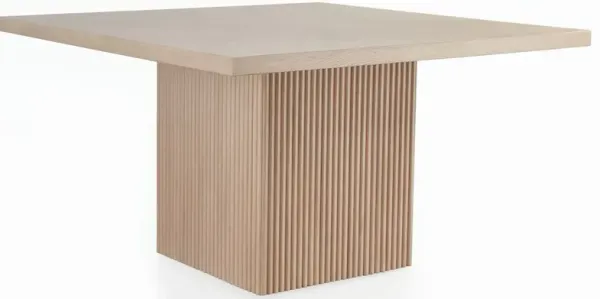 Artisan Design Dining Table made of Oak Veneer/ Beech/ Mdf in Brown color