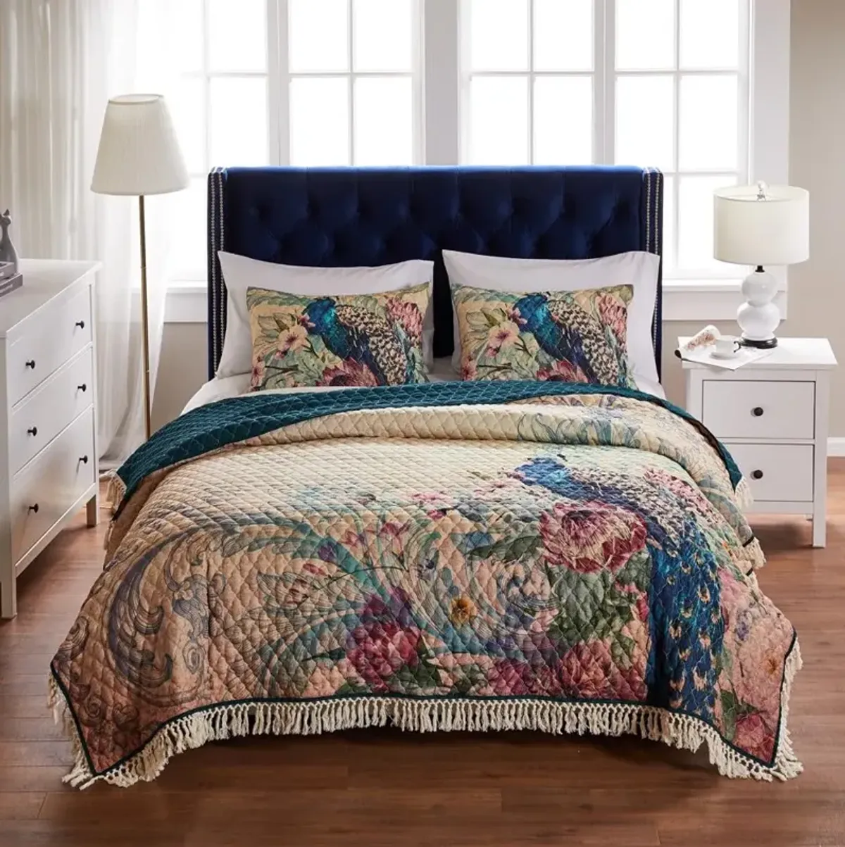 Barefoot Bungalow Eden Peacock Soft Quilt Coverlet Bedding Set, 3-Piece Full/Queen, Ecru