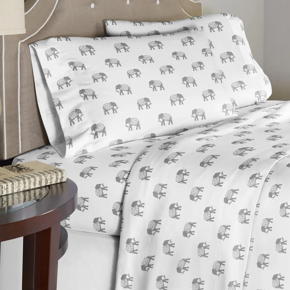 Pointehaven 180 GSM Velvet Feel Luxury Cotton Bunnies Printed Flannel Deep Pocket 4 pc Sheet Set, Full