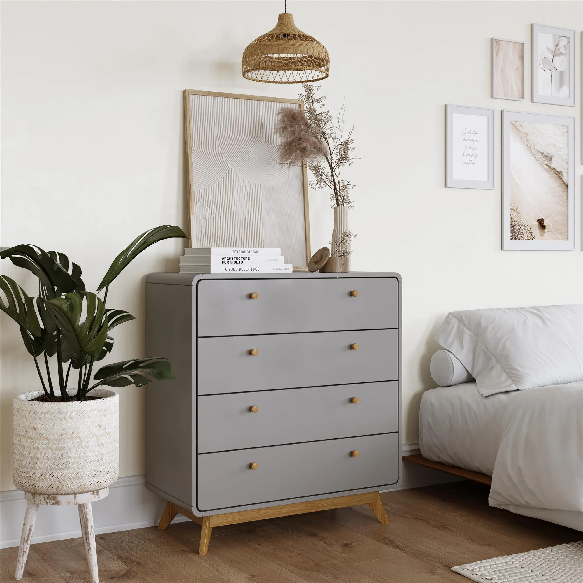 Leva Scandinavian Style 4 Drawer Dresser