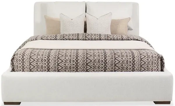 Stockyard Upholstered Queen Bed