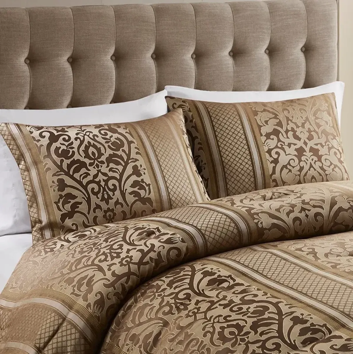 Gracie Mills Claire 6 Piece Jacquard Comforter Set - King/Cal King