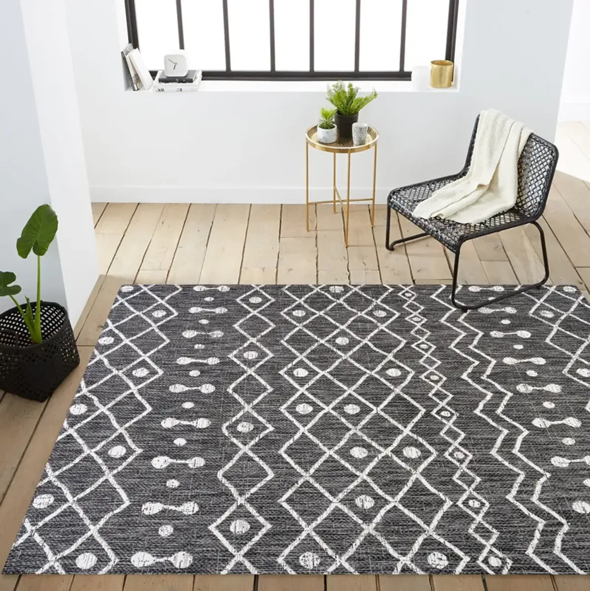 Nokat Tribal Bohemian Indoor/Outdoor Area Rug