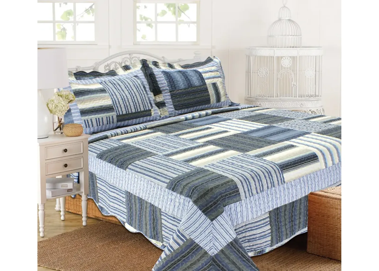 3-Piece Blue Cotton Blend Reversible Quilt Set, King