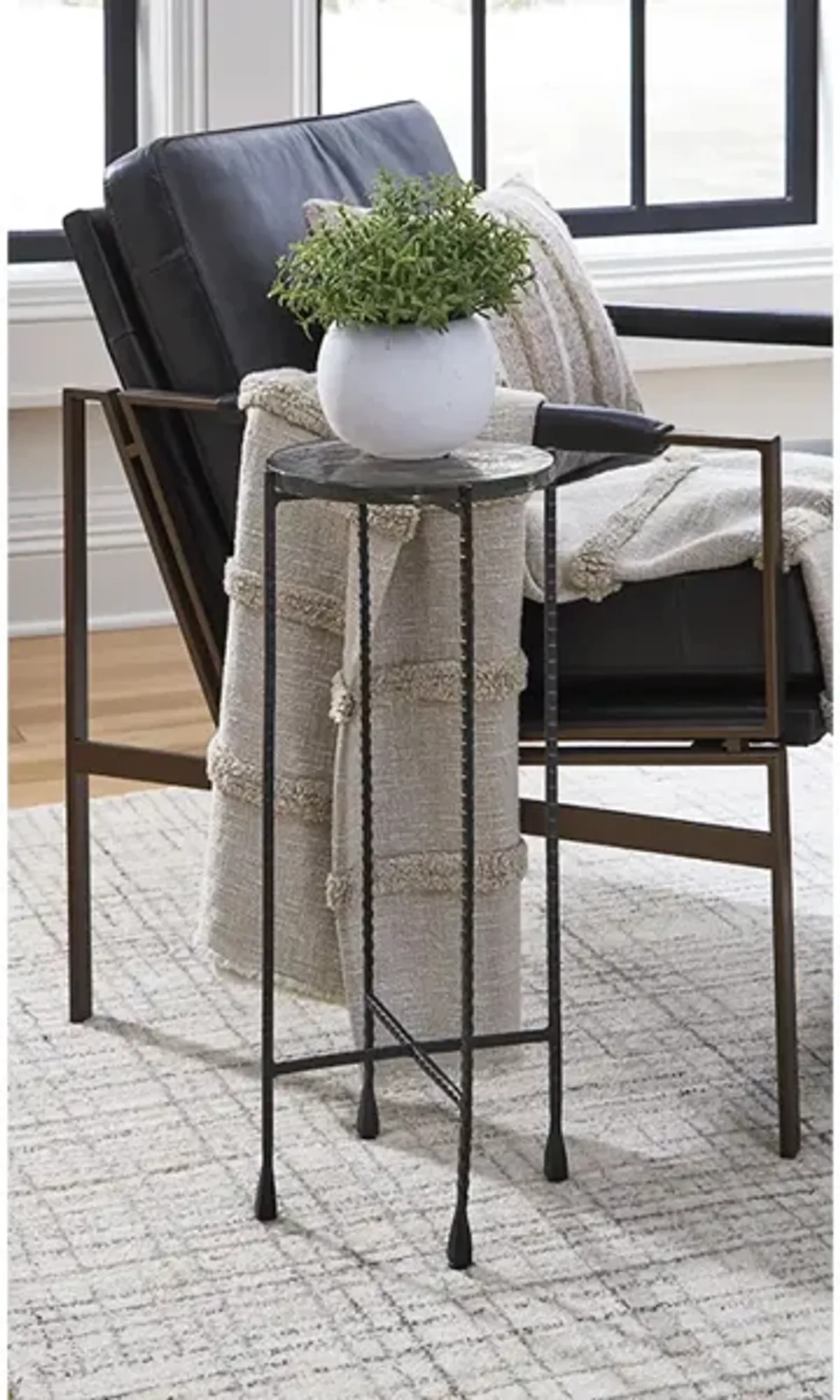 Newgoren Accent Table