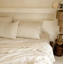 Oatmeal color