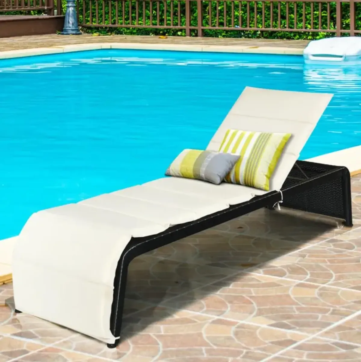 Hivvago Adjustable Patio Rattan Lounge Chair with Cushioned