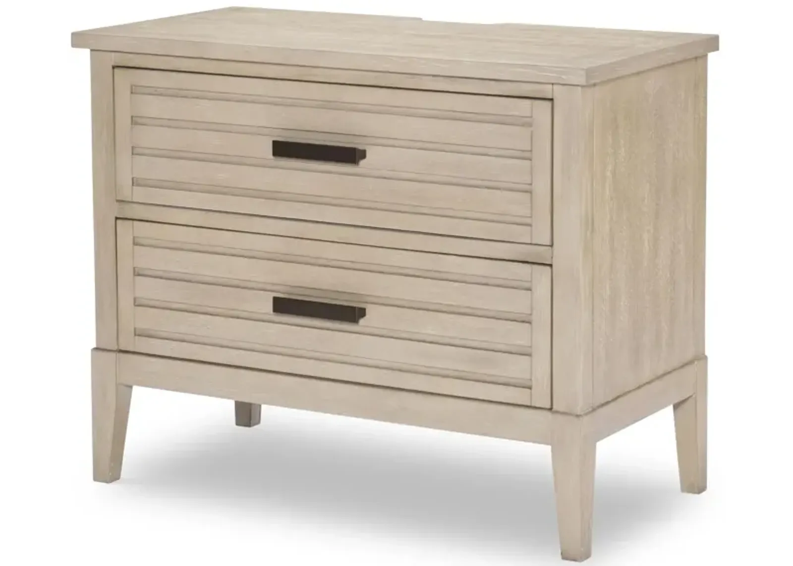 Edgewater Bachelor's Chest