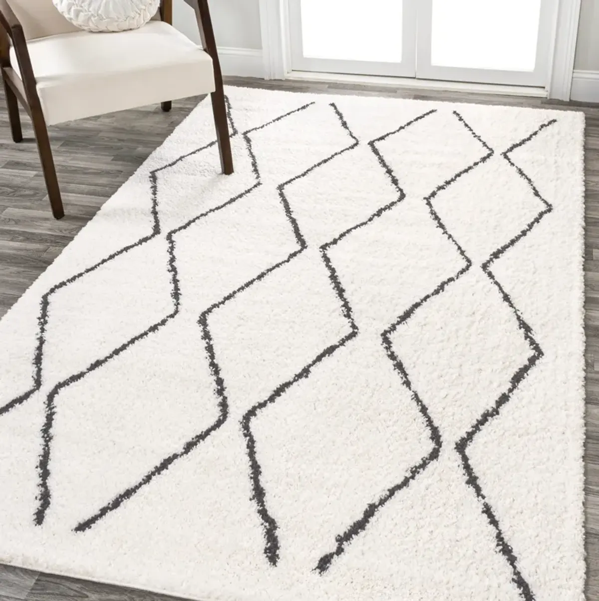 Catala Moroccan Diamond Shag Area Rug