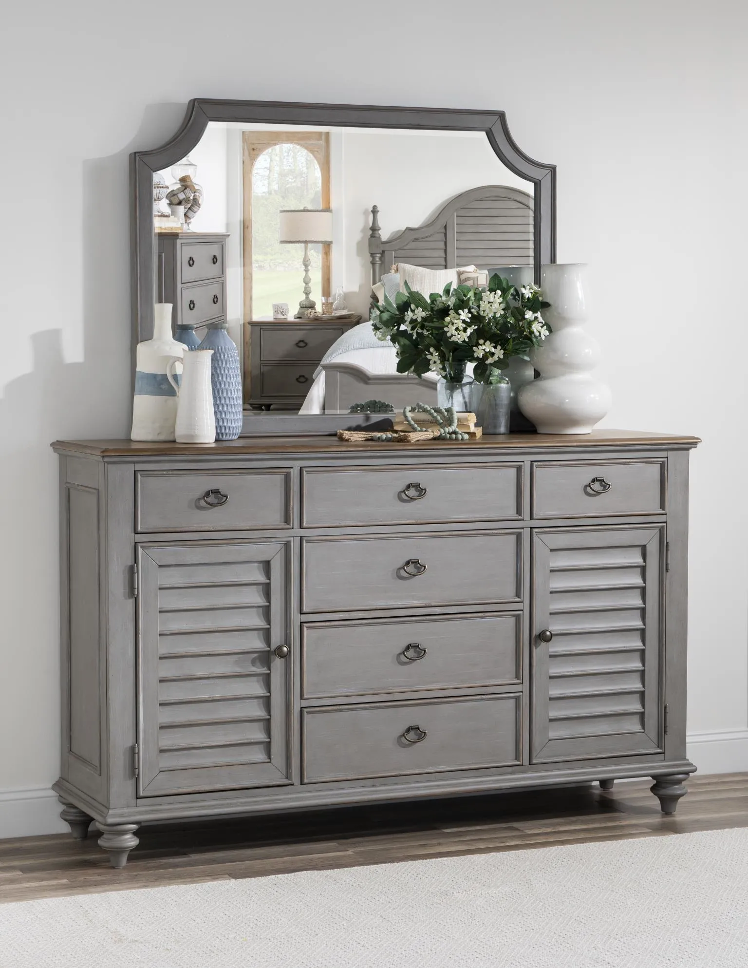 Kingston Louvered Dresser