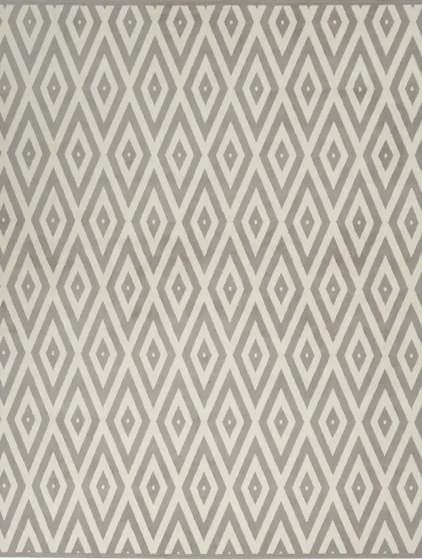 Grafix GRF18 White/Gray 7'10" x 9'10" Rug