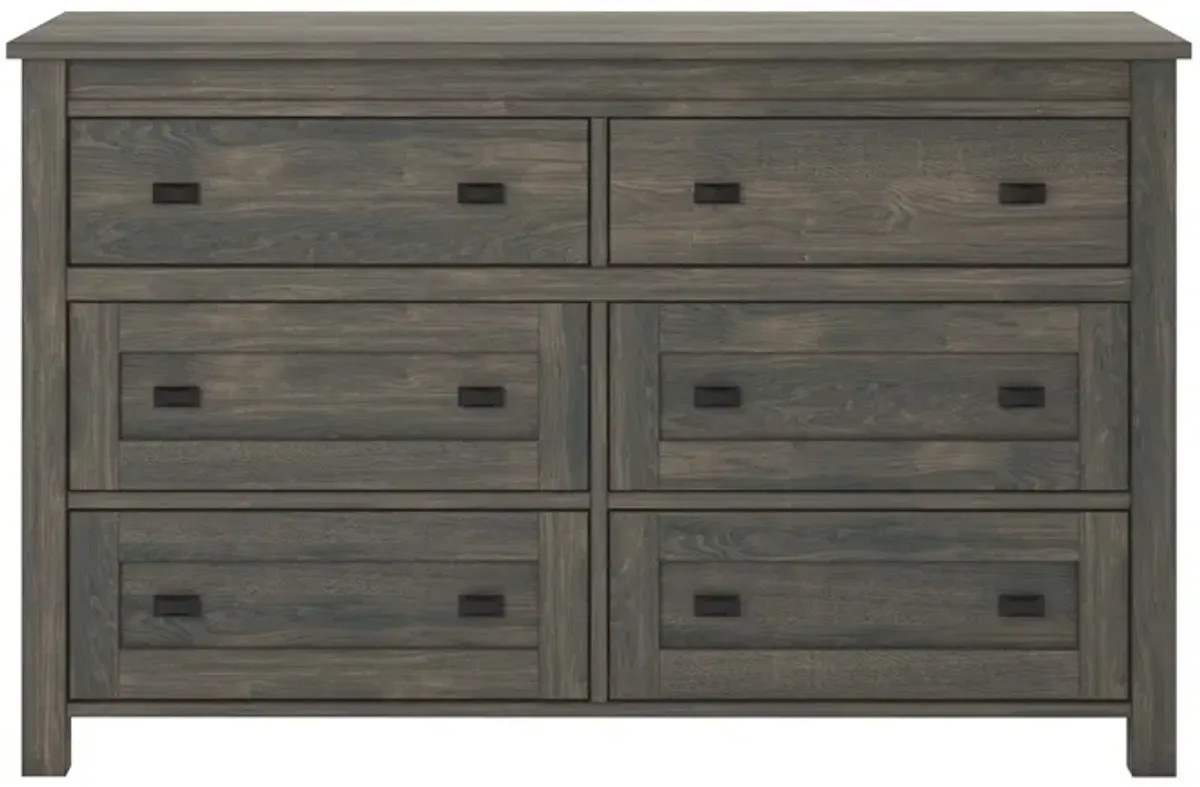 Farmington 6 Drawer Dresser